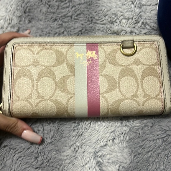Coach Handbags - Lightly used coach wallet